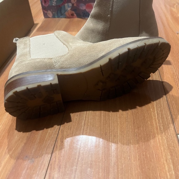 Ankle Bootie - Picture 5 of 6